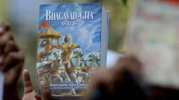 Muslim inmates of Gwalior jail take to Bhagwad Gita