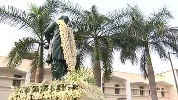 Odisha pays glowing tributes to Biju Patnaik on birth centenary