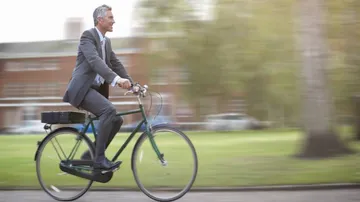 Riding a bike to work as good as gym workout: Researchers