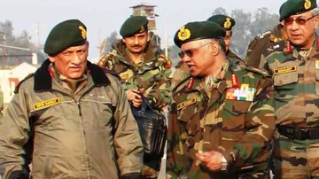 Army Chief reviews security on LoC in J&K