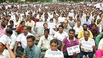 Agitating block grant teachers put stir on hold