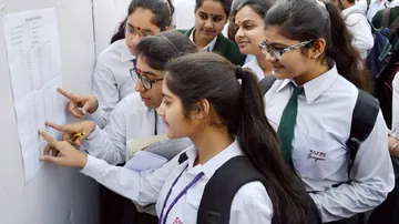 Class 10, 12 Board Exams: Parliamentary Panel Suggests Edu Ministry To Give Question Bank To Students