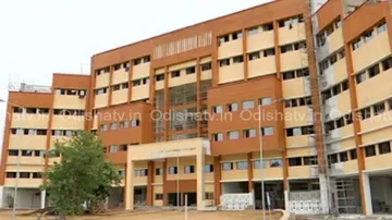 CM Naveen inaugurates Bolangir Medical College & Hospital