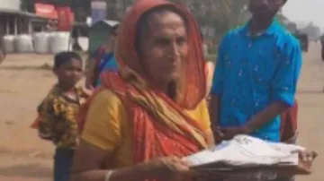 80-Year-Old Odisha Woman Sells Newspapers To Run A Family Of Five