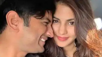 CBI Grills Rhea Chakraborty For 7 Hours, Asks About Splurging With Sushant Singh Rajput's Credit Card