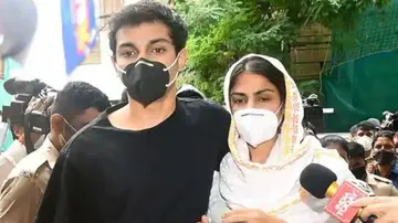 Sushant Singh Rajput Case: CBI Questions Rhea Chakraborty For Over 10 Hours