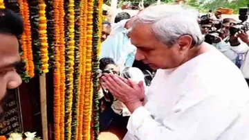 CM Naveen lays foundation stone of Odia University