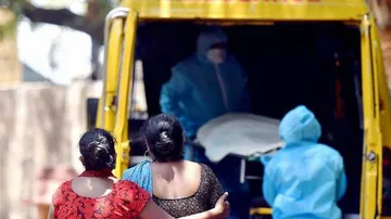 Health Ministry Asks States, UTs To Focus On Reducing COVID Mortality