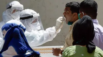 Record Single-Day COVID Testing:  India Conducts Over 4.2 Lakh Tests