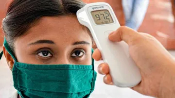 Early Covid Symptoms Differ Among Age Groups: Study