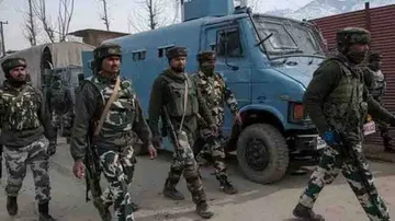 CRPF trooper kills 3 colleagues, shoots himself