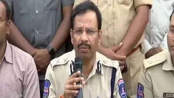 Police Resorted To 'Retaliatory' Firing: Sajjanar On Encounter