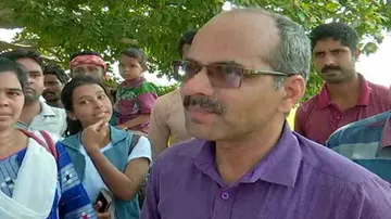Pest menace: 4-member central team visits Bolangir district