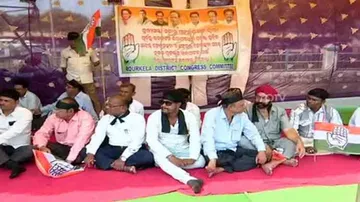 Congress protests CM Naveen's Rourkela visit