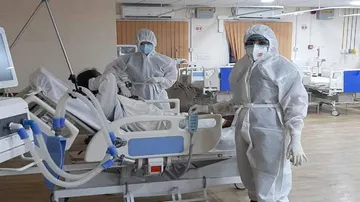 India Logs Record 3,52,991 New Covid-19 Cases, 2,812 Fatalities In 24 Hours