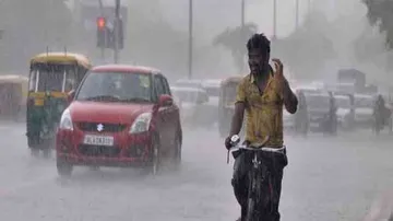 Cyclone Daye weakens, dumps heavy rain in Odisha