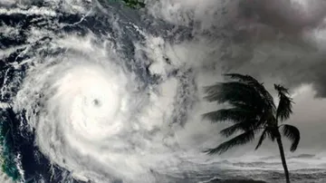 Cyclone Vayu likely to make landfall in Gujarat coast on Thursday