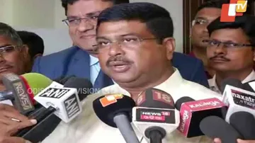 Isolated US policies behind depreciation of world currencies: Pradhan