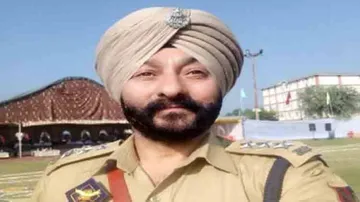 NIA To Question Arrested DSP Davinder Singh In Srinagar