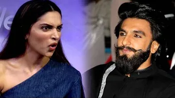 Deepika Not Happy With Ranveer Singh?