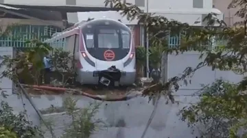 Delhi metro train rams into wall during trial run