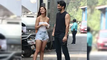 Disha Patani's Bonding With Aditya Roy Kapoor Triggers Alarm For Tiger Shroff? (Watch)