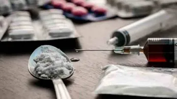 Drugs worth Rs 25 cr seized in Delhi, 3 foreigners held
