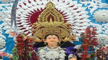 Vijayadashami celebrations underway, Ravana Podi in evening