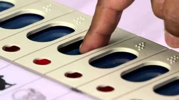 Congress suspects EVM manipulation in Telangana