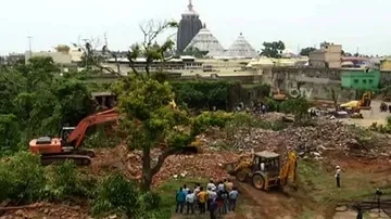 Puri Eviction: 'Silent' Protest By Emar Mutt Chief Halts Demolition