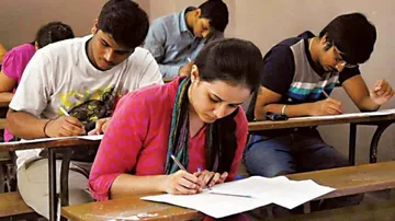 No common engineering entrance examination from 2018: HRD Ministry