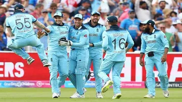 World Cup: Clinical England beat India to keep semis hopes alive 