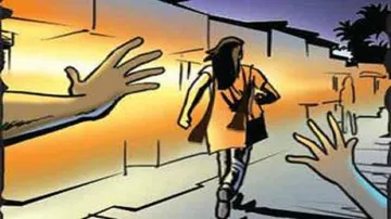 Fed up with eve teasing, girl ends life in Khurda