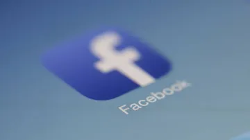 Facebook's Google Photos transfer tool now available globally