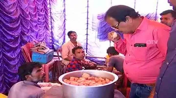 Crackdown launched on stale food at Bali Yatra ground in Cuttack