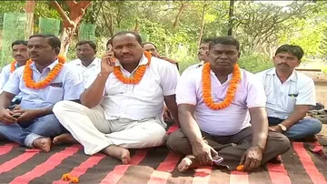 Gana Sikhyaks on hunger strike demanding regularisation of jobs