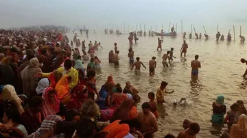 Over 3 million take holy dip in Bengal's Gangasagar Mela