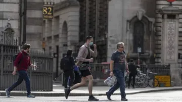 Global Covid-19 Caseload Tops 135 Million Mark