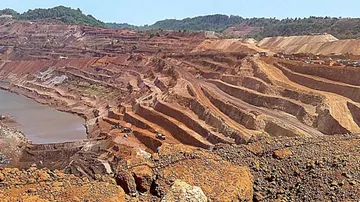 Go, Gold, Goa: Researchers Find Traces Of Gold In Iron Ore Deposits