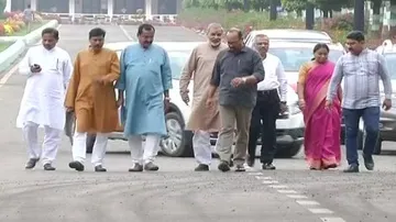 BJP delegation meets Guv, BJD members complain to CEO