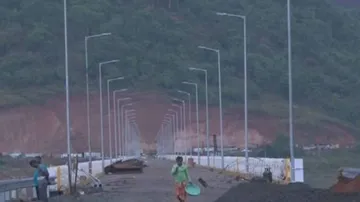 Sans inauguration, Gurupriya Bridge opens for public