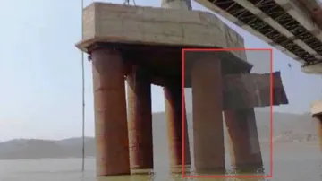 Tilt in Gurupriya Bridge pillar sparks concerns
