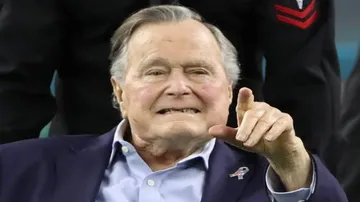 George H.W. Bush hospitalised with low pressure