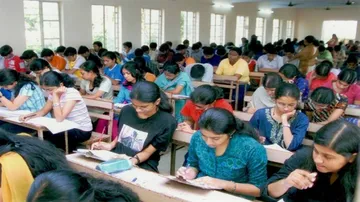 UPPSC Recruitment 2018: Over 2400 Multiple Vacancy; BA, MA Others Can Apply