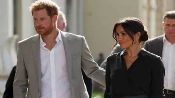 Prince Harry, Meghan Sign Up To Exit Deal; Give Up Royal Titles