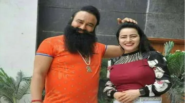 Social activist announces Rs 1L reward for Honeypreet's arrest