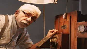'Hope Aur Hum' makers recreate 100-year-old machine