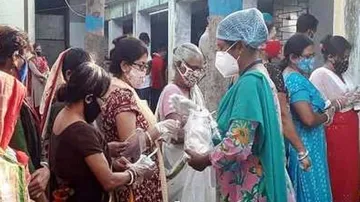 Centre Asks States To Ensure Lockdown Opening Up Is 'Carefully Calibrated'; No Crowding In Markets