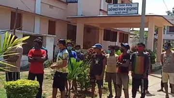 Covid Centre Inmates Protest Over ‘Lack Of Food’ In Gajapati 
