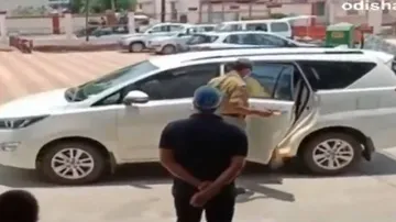 Video Of 'VIP Culture' In Sundargarh Hospital Goes Viral